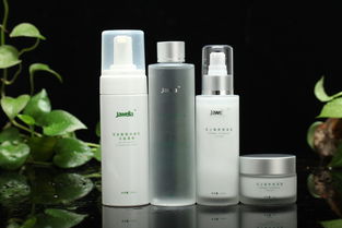 稀土元素赋能，镜头下的极光发丝 创意化妆品与头发护理产品的跨界视觉盛宴